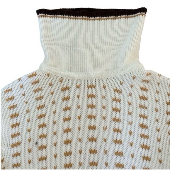 CLASSIC CASUALS VINTAGE TURTLENECK. Medium? - Picture 6 of 6